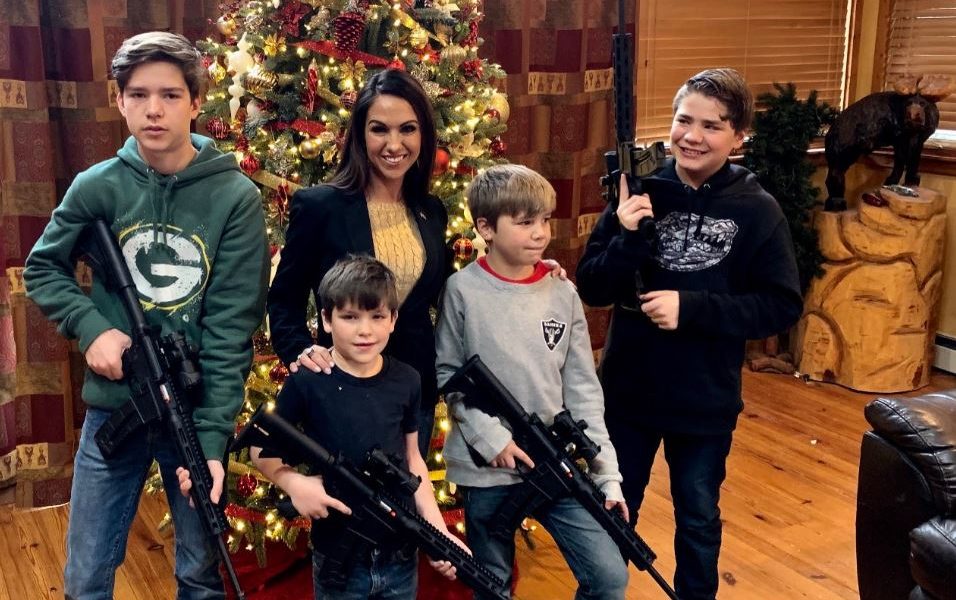 Republican Lauren Boebert & Family Pose With Guns For Christmas Photo ...