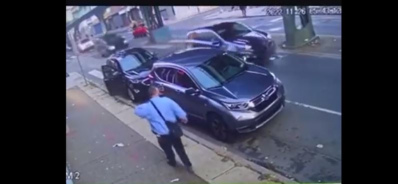 Philadelphia cop shot